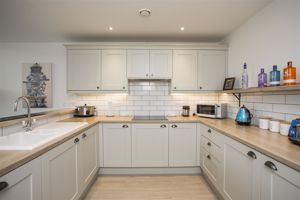 Kitchen alternative view- click for photo gallery